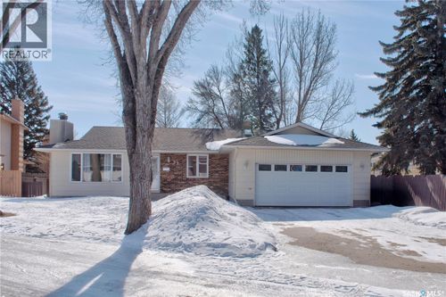 31 Crossley Bay, Regina, SK, S4R7C2 | Card Image
