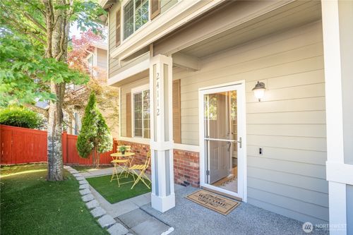 24112 40th Ave Se, Bothell, WA, 98021-9078 | Card Image
