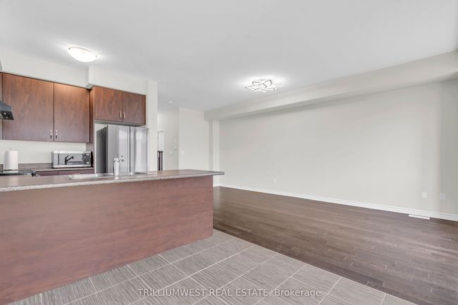377 Dolman St, House attached with 3 bedrooms, 3 bathrooms and 2 parking in Breslau ON | Image 15