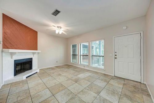 107-2901 San Jacinto Blvd, Austin, TX, 78705-3870 | Card Image