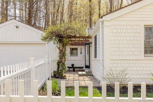 2318 County Route 9, East Chatham, NY, 12060-3711 | Card Image