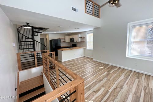 1345 S Owl Dr, Gilbert, AZ, 85296-8471 | Card Image