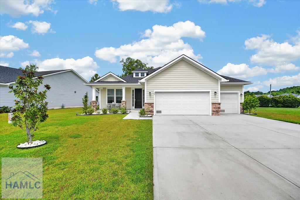 Residential in Richmond Hill 3