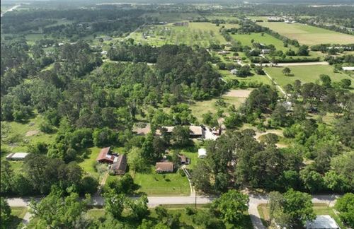 435 Indian Shores Rd, Crosby, TX, 77532-3423 | Card Image