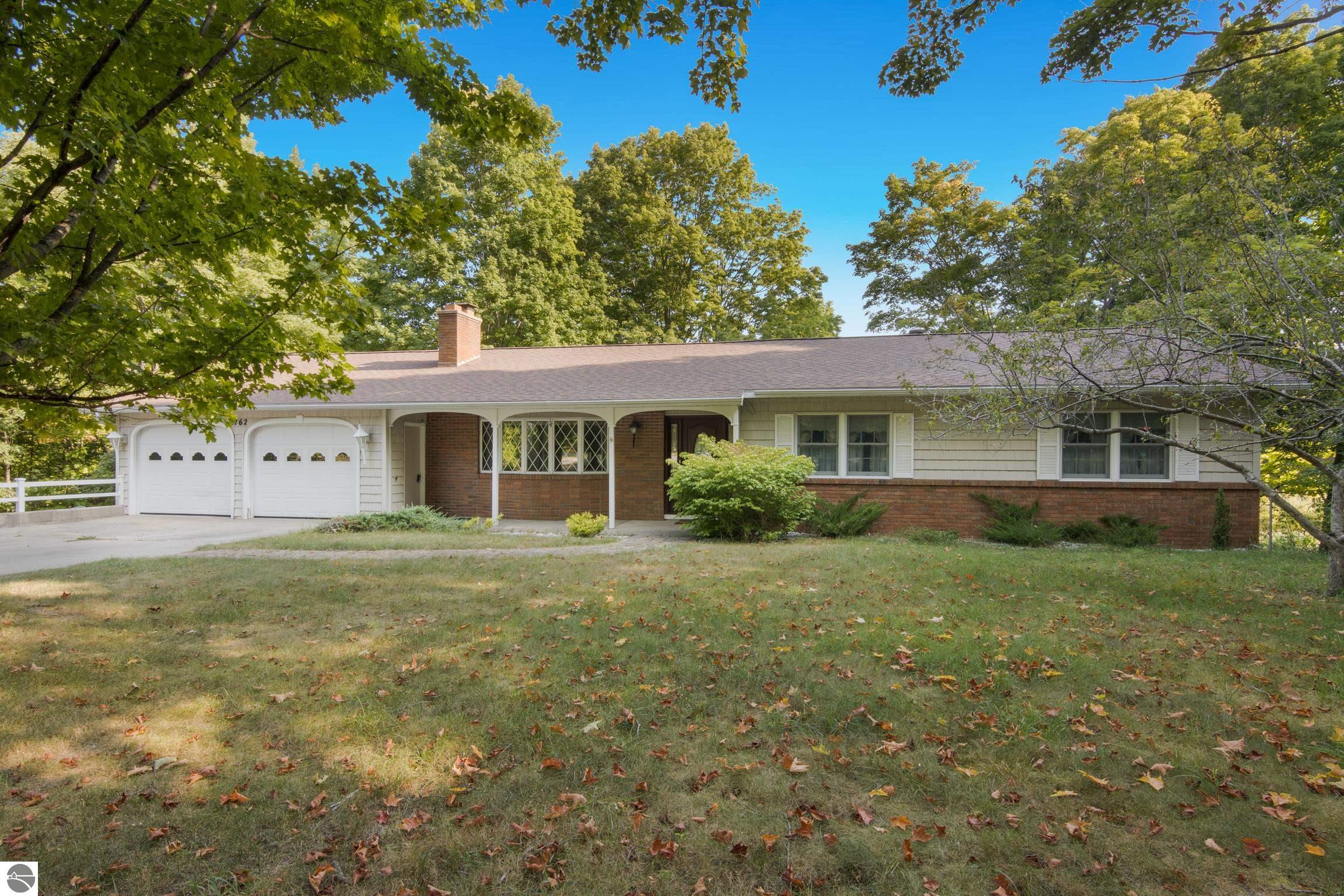 Harriger Rd, Empire, MI 49630
