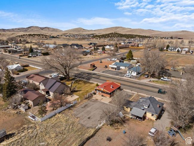 Birds eye view of property featuring a mountain view and a residential view | Image 22