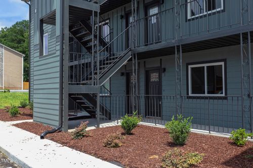 apt-d13-1309 Hudson Ave, Durham, NC, 27705-3374 | Card Image