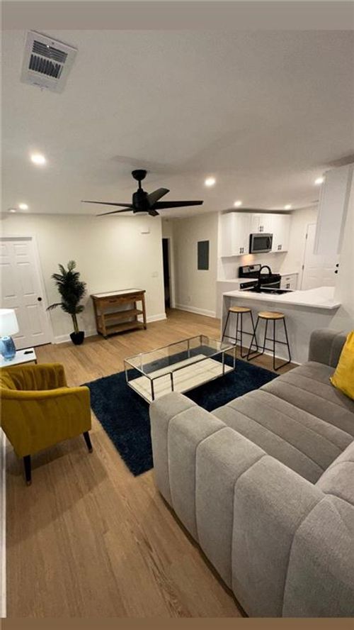 1735 Derry Ave Sw, Atlanta, GA, 30310-1503 | Card Image