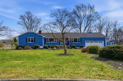 4 Glencove Rd, Morris Plains, NJ, 07950-3119 | Card Image