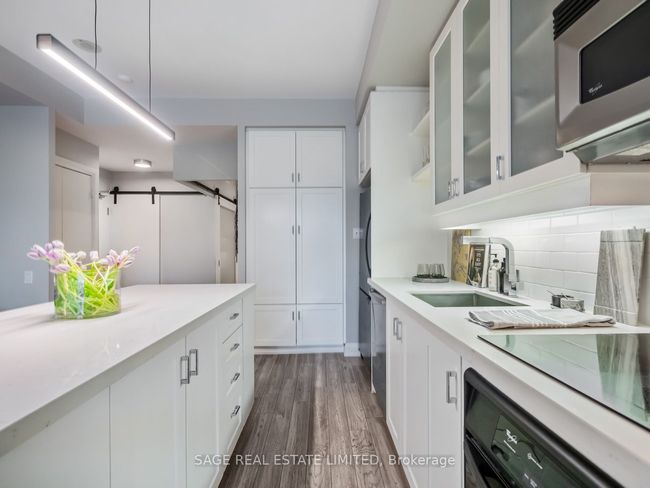 507 - 20 Scrivener Sq, Condo with 2 bedrooms, 2 bathrooms and null parking in Toronto ON | Image 17