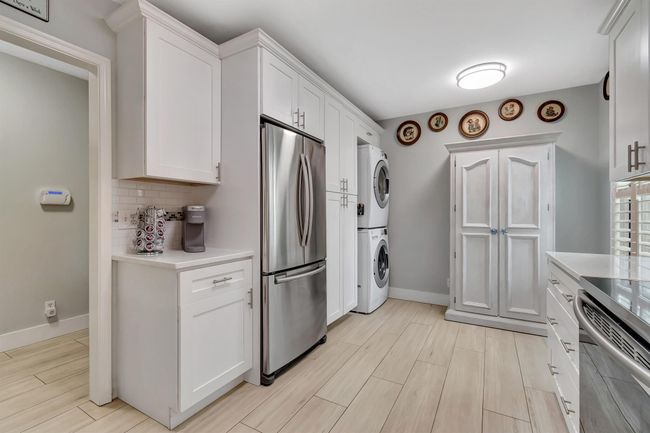 APT-101C - 300 N Highway A1a, Condo with 2 bedrooms, 2 bathrooms and null parking in Jupiter FL | Image 9
