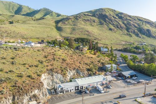 1217 W Woodin Avenue, Chelan, WA, 98816 | Card Image