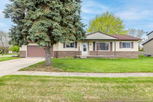 516 William G Dr, Capac, MI, 48014-3045 | Card Image