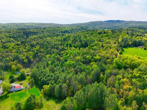 14 Brickyard Rd, Dover, VT, 05341-9637 | Card Image