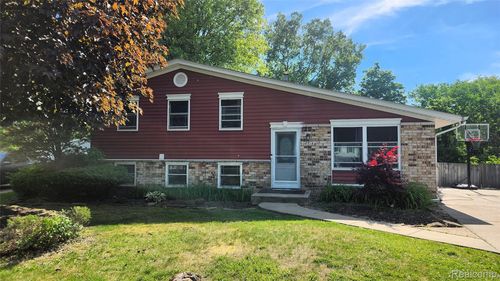 28718 Apollo Drive, Chesterfield Township, MI, 48047 | Card Image