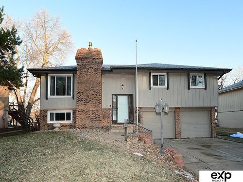 7522 Washington St, Ralston, NE, 68127-4367 | Card Image