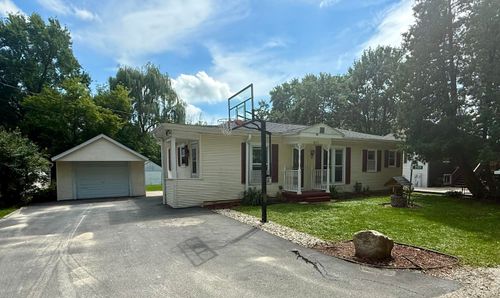 35511 Voree Ct, Burlington, WI, 53105-9631 | Card Image