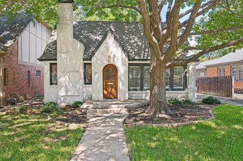 5211 Goodwin Ave, Dallas, TX, 75206-6206 | Card Image