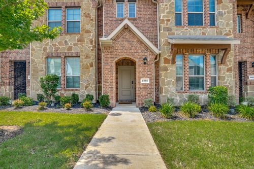 2016 Saddle Way, Mesquite, TX, 75149-3109 | Card Image