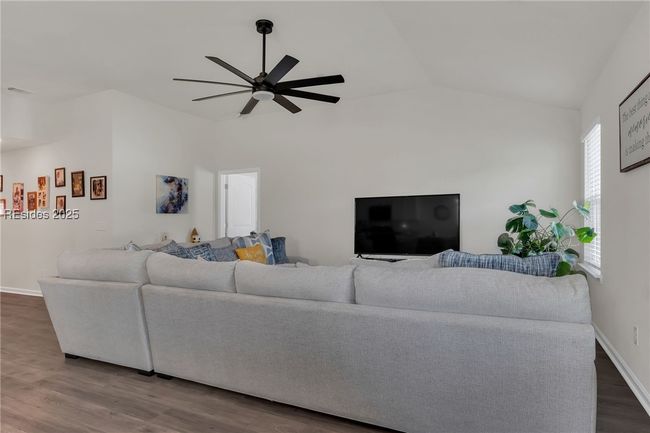 32 Kingswood Path, House other with 4 bedrooms, 2 bathrooms and null parking in Bluffton SC | Image 7
