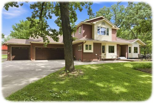 21527 Homestead Trl, Corcoran, MN, 55340-9719 | Card Image