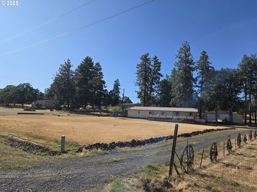 298 S Mary B Rd, Tygh Valley, OR, 97063-9713 | Card Image