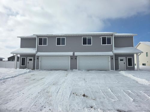 3429/3433 18th Street S, Moorhead, MN, 56560 | Card Image