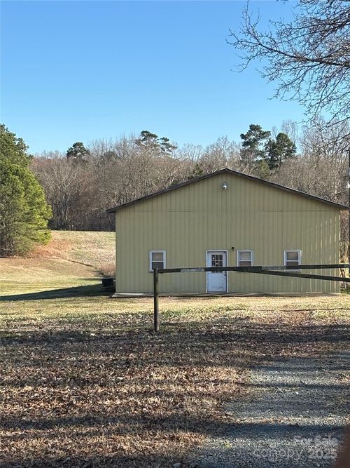 1124 Mcintyre Rd, Wingate, NC, 28174-8257 | Card Image