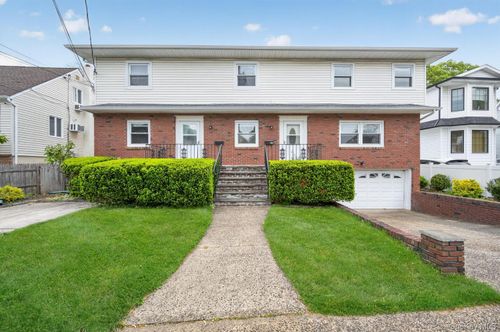 68A Graywood Rd, Port Washington, NY, 11050-1594 | Card Image