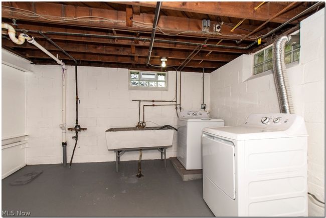Basement Laundry | Image 30