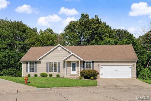 2067 Par Cir, Jackson, MO, 63755-3323 | Card Image