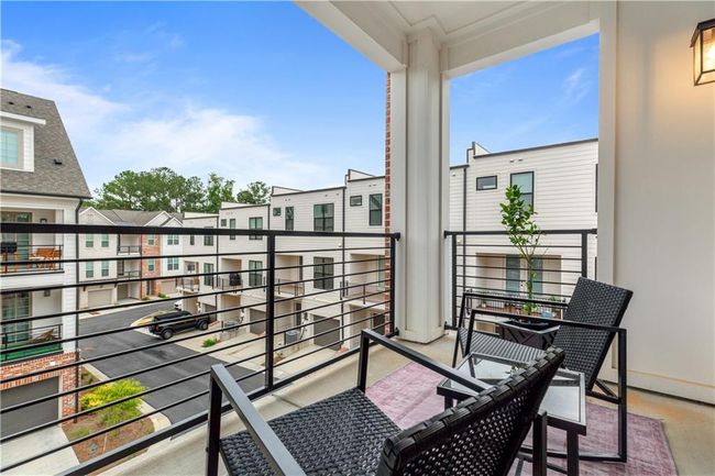 137 Devore Rd, Condo with 1 bedrooms, 2 bathrooms and 1 parking in Alpharetta GA | Image 12