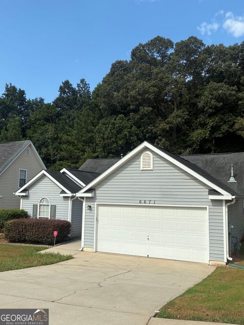 6671 Chesepeake Trl, Rex, GA, 30273-2225 | Card Image