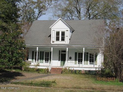 402 W Georgetown Street, Crystal Springs, MS, 39059 | Card Image