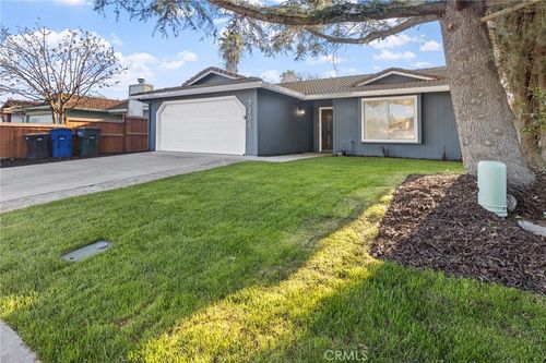 7366 California St, Winton, CA, 95388-9213 | Card Image