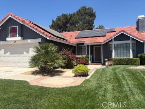 1017 E Avenue B6, Lancaster, CA, 93535 | Card Image