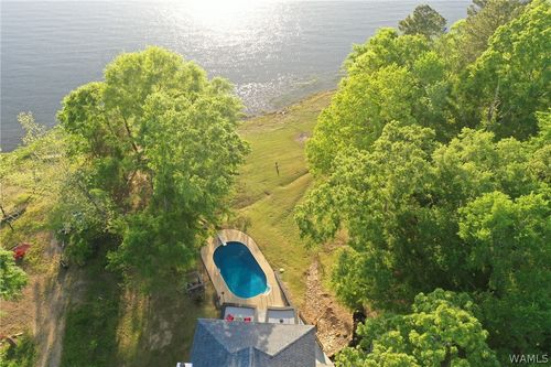 15710 Edwardian Dr, Northport, AL, 35475-3747 | Card Image