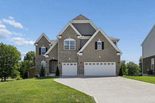 8201 Stone Drive, West Chester, OH, 45241 | Card Image