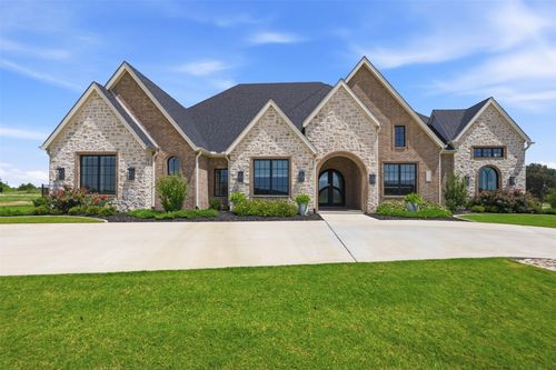 3500 Fairway Dr, Argyle, TX, 76226-4609 | Card Image