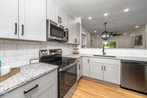 2001 Turtle Point Dr, Raleigh, NC, 27604-8468 | Card Image