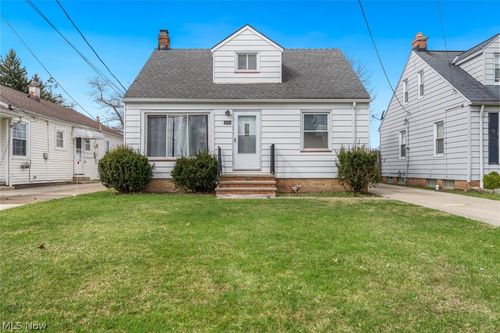 1206 Lander Rd, Mayfield Heights, OH, 44124-1604 | Card Image