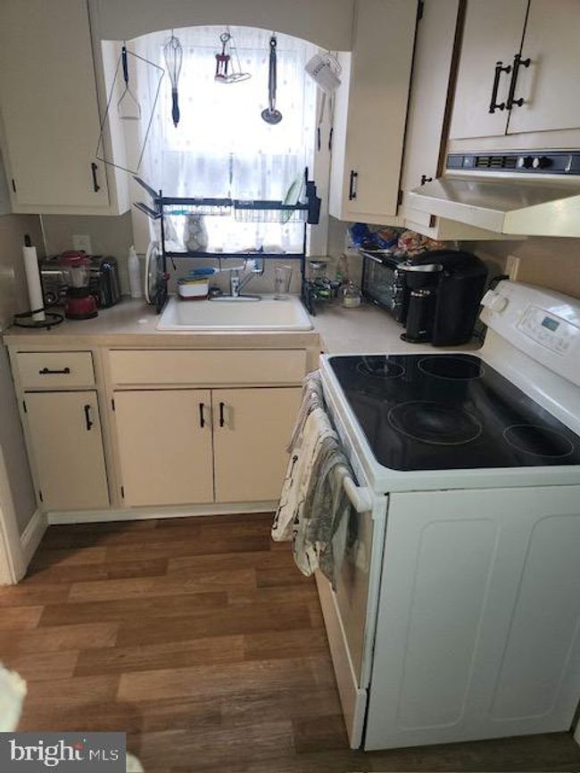 220 S 3 Rd St, Townhouse with 3 bedrooms, 2 bathrooms and null parking in HAMBURG PA | Image 11