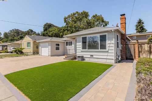 21259 Hobert St, Castro Valley, CA, 94546-6239 | Card Image