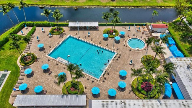 741 - 741 Monaco P, Condo with 2 bedrooms, 2 bathrooms and null parking in Delray Beach FL | Image 47