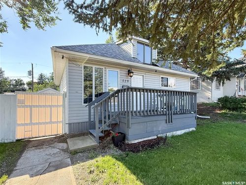 520 Central Ave N, Swift Current, SK, S9H0L9 | Card Image