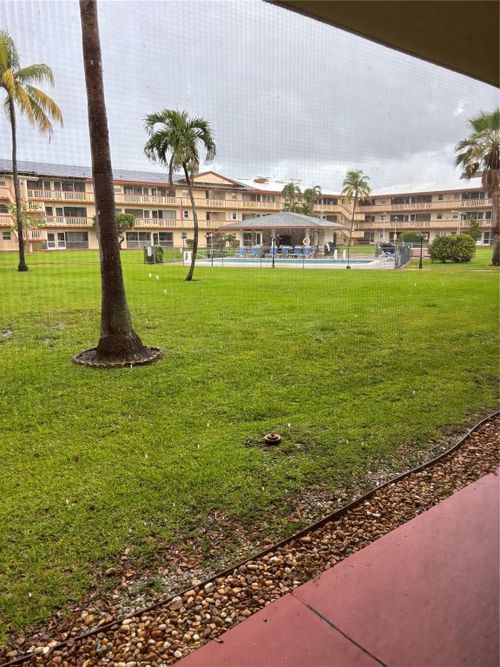 apt-b130-5300 Washington St, Hollywood, FL, 33021-7702 | Card Image