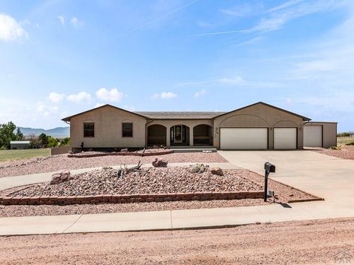 1195 S Los Charros Dr, Pueblo West, CO, 81007 | Card Image