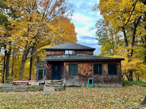 186 Taylor Rd, New Windsor, NY, 12553 | Card Image