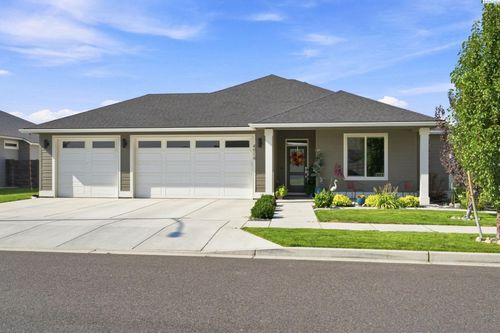 4914 White Dr, Richland, WA, 99352-8581 | Card Image