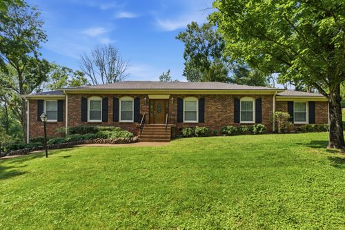 631 Forest Park Dr, Brentwood, TN, 37027-5611 | Card Image